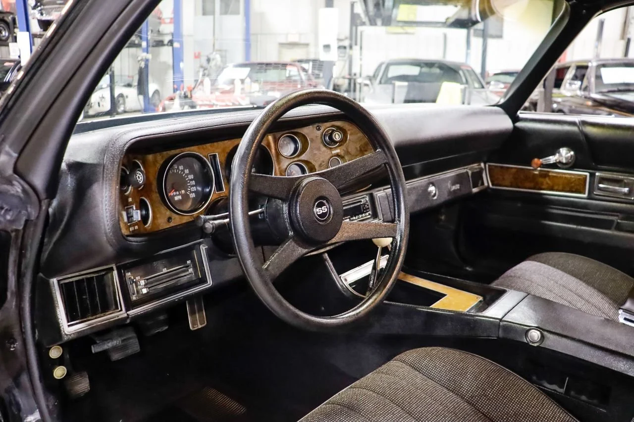1972 Chevrolet Camaro SS — gallery view 10
