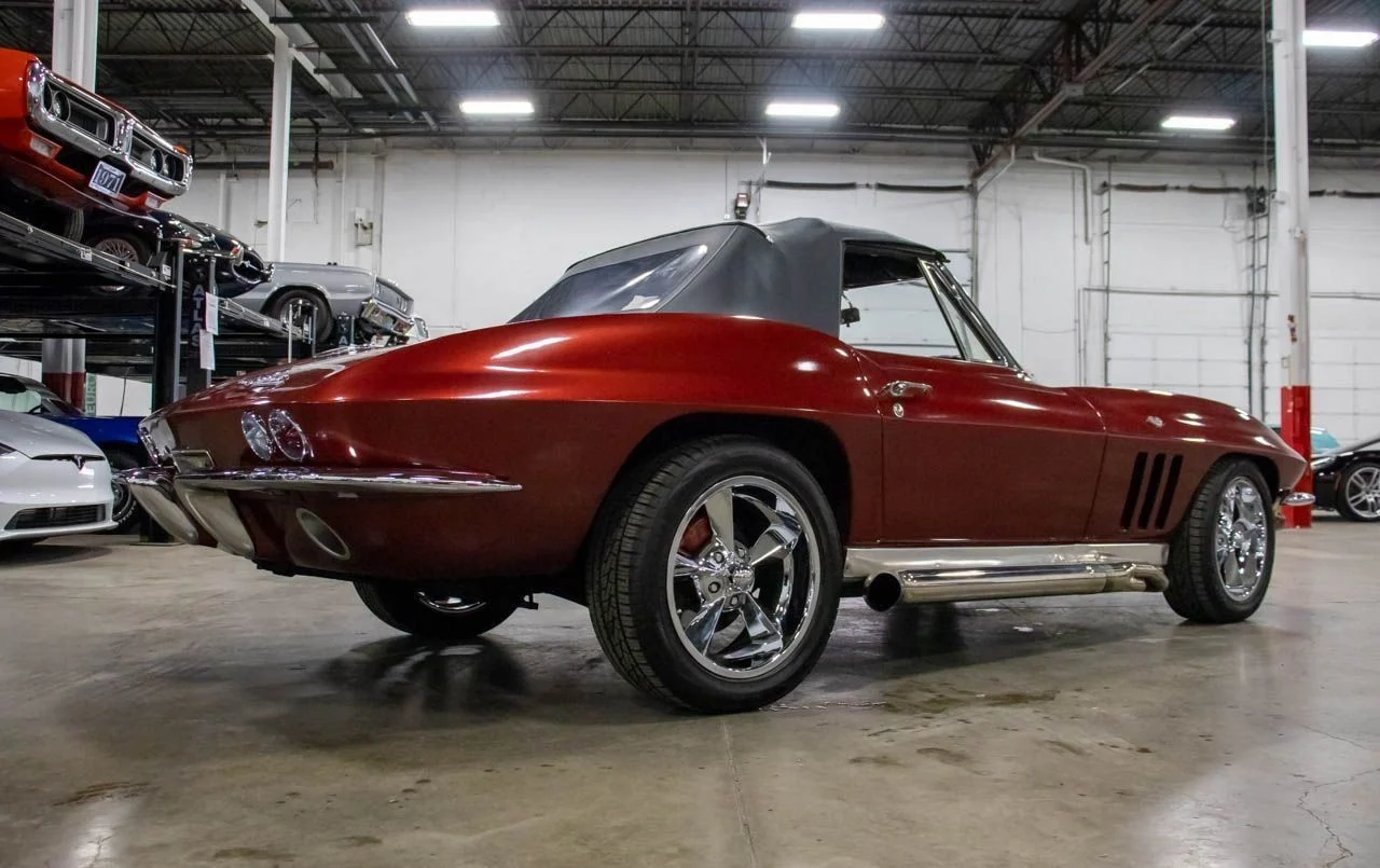 1965 Chevrolet Corvette — gallery view 3