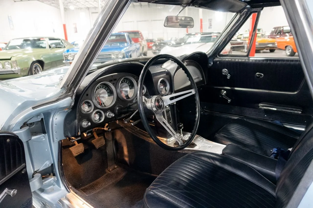 1963 Chevrolet Corvette — gallery view 11