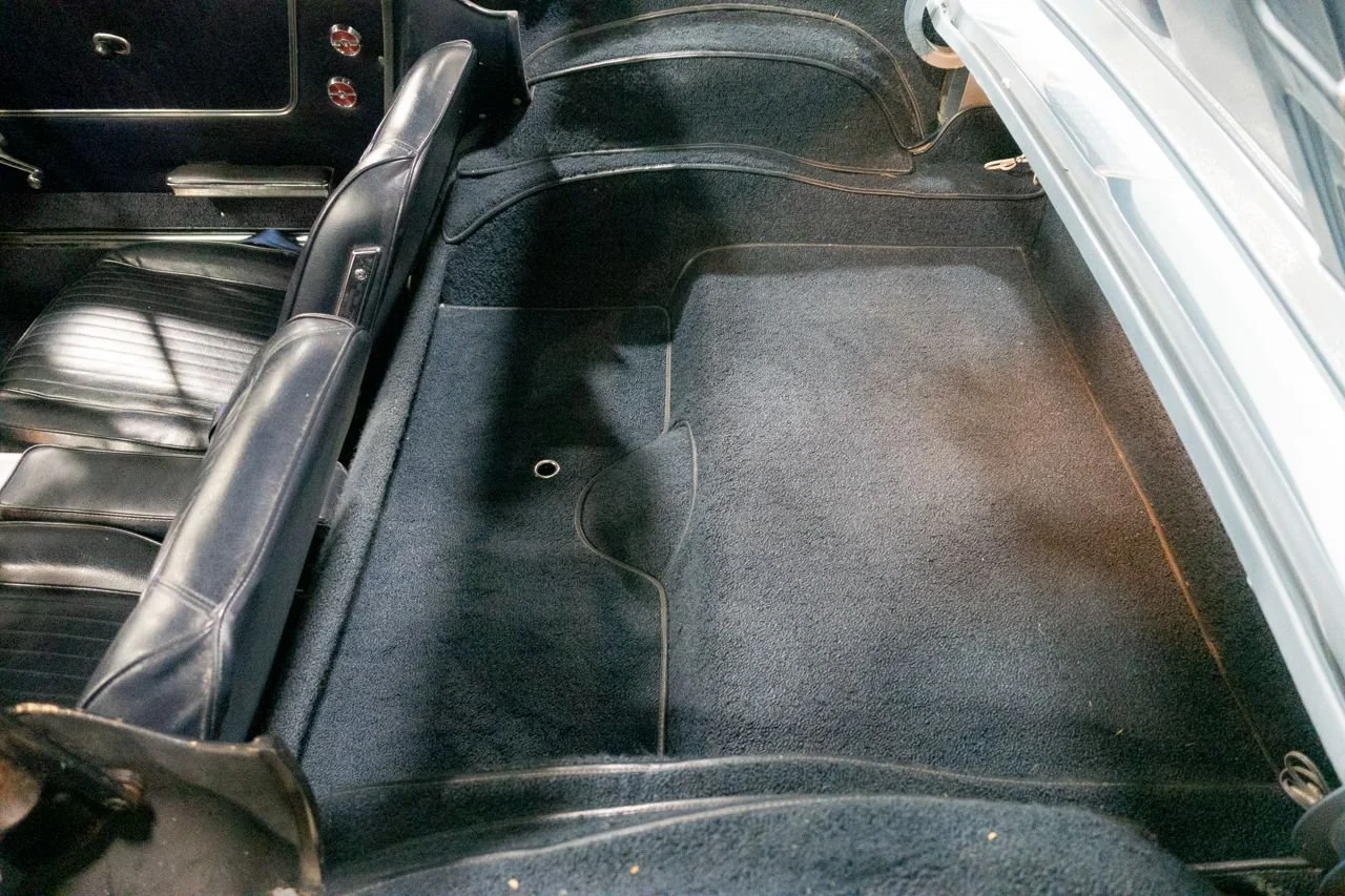 1963 Chevrolet Corvette — gallery view 9