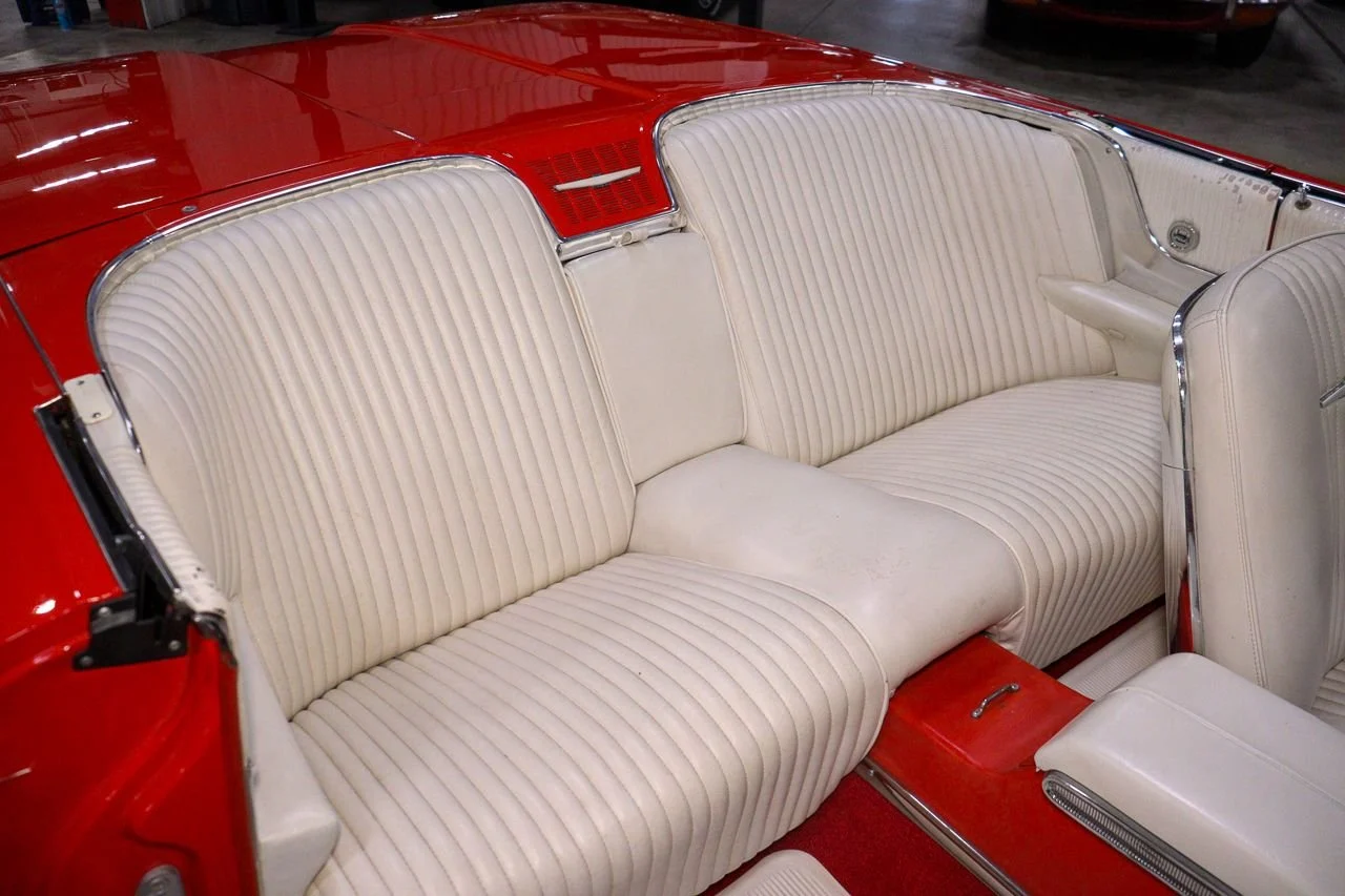 1965 Ford Thunderbird — gallery view 9