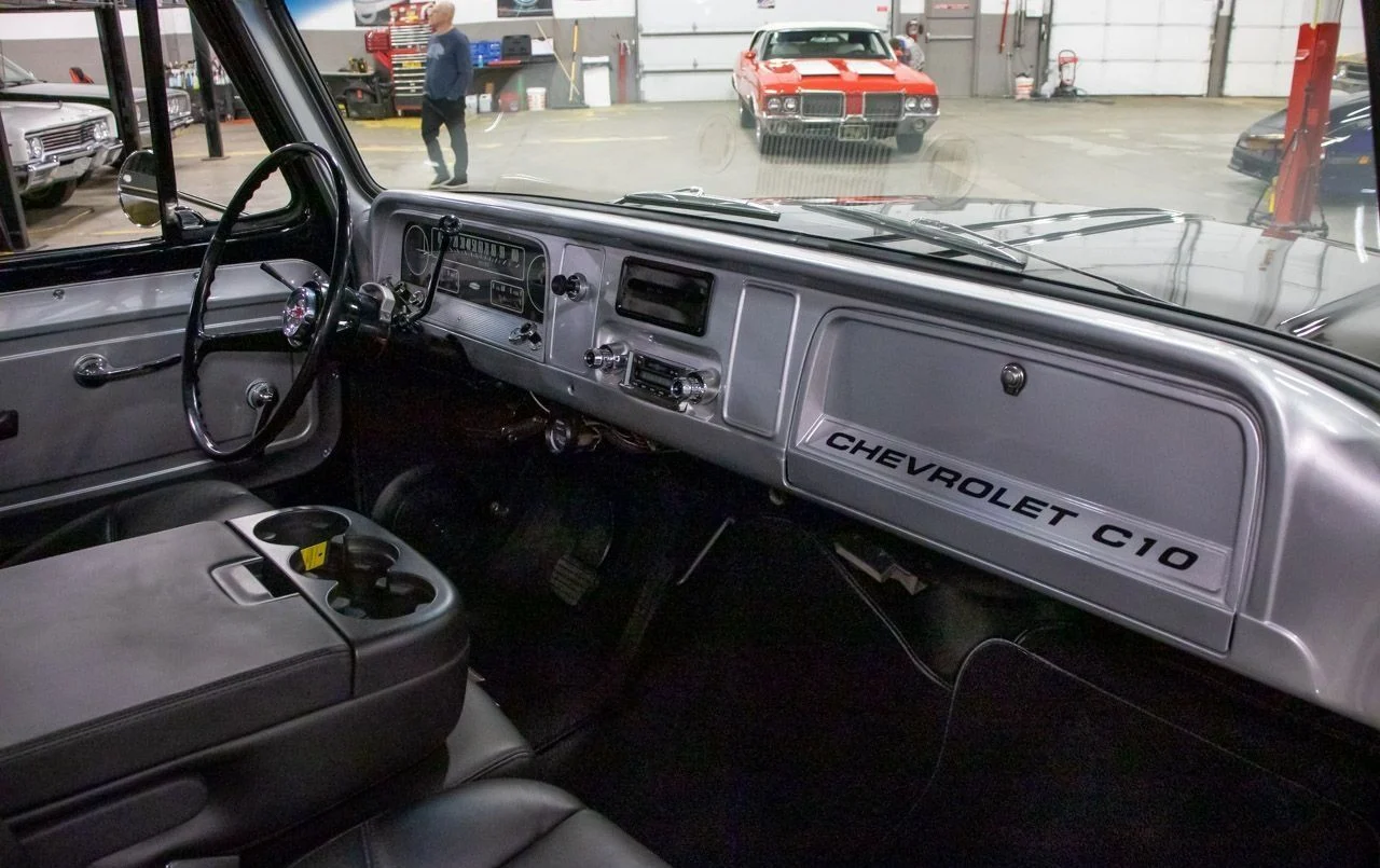 1964 Chevrolet C10 — gallery view 10