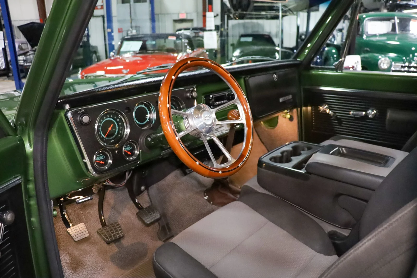 1970 Chevrolet C10 — gallery view 10