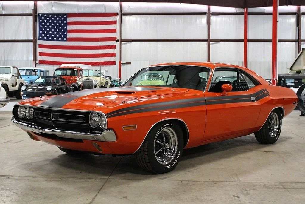 1971 Dodge Challenger — gallery view 4