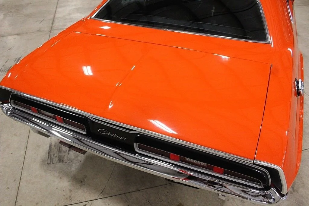 1971 Dodge Challenger — gallery view 8