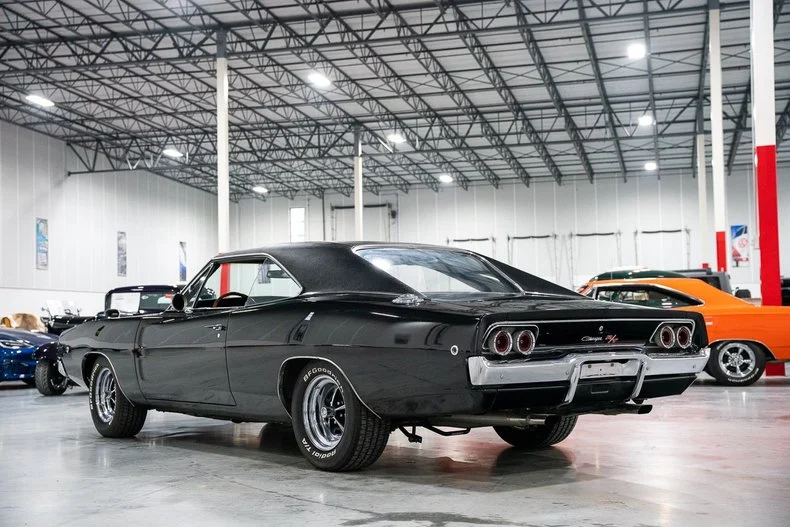 1968 Dodge Charger — gallery view 2