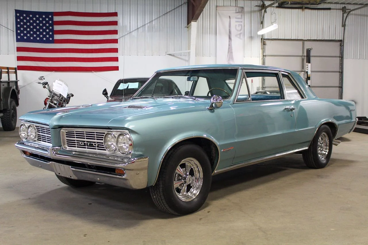 1964 Pontiac GTO — gallery view 2