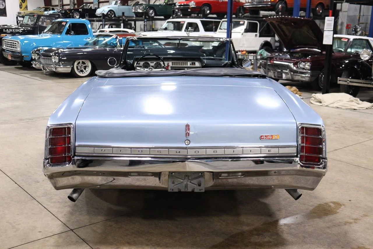 1966 Oldsmobile Cutlass 442 — gallery view 2