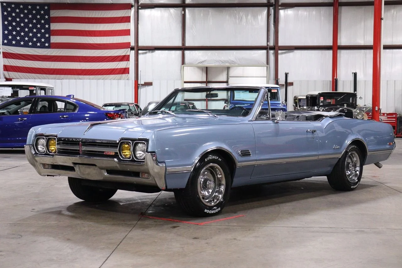 1966 Oldsmobile Cutlass 442 — gallery view 3