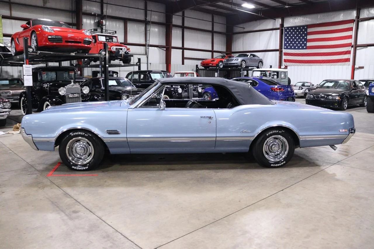 1966 Oldsmobile Cutlass 442 — gallery view 6