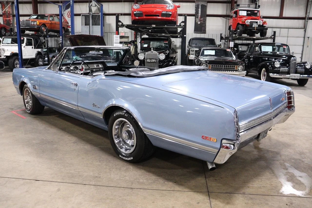 1966 Oldsmobile Cutlass 442 — gallery view 7