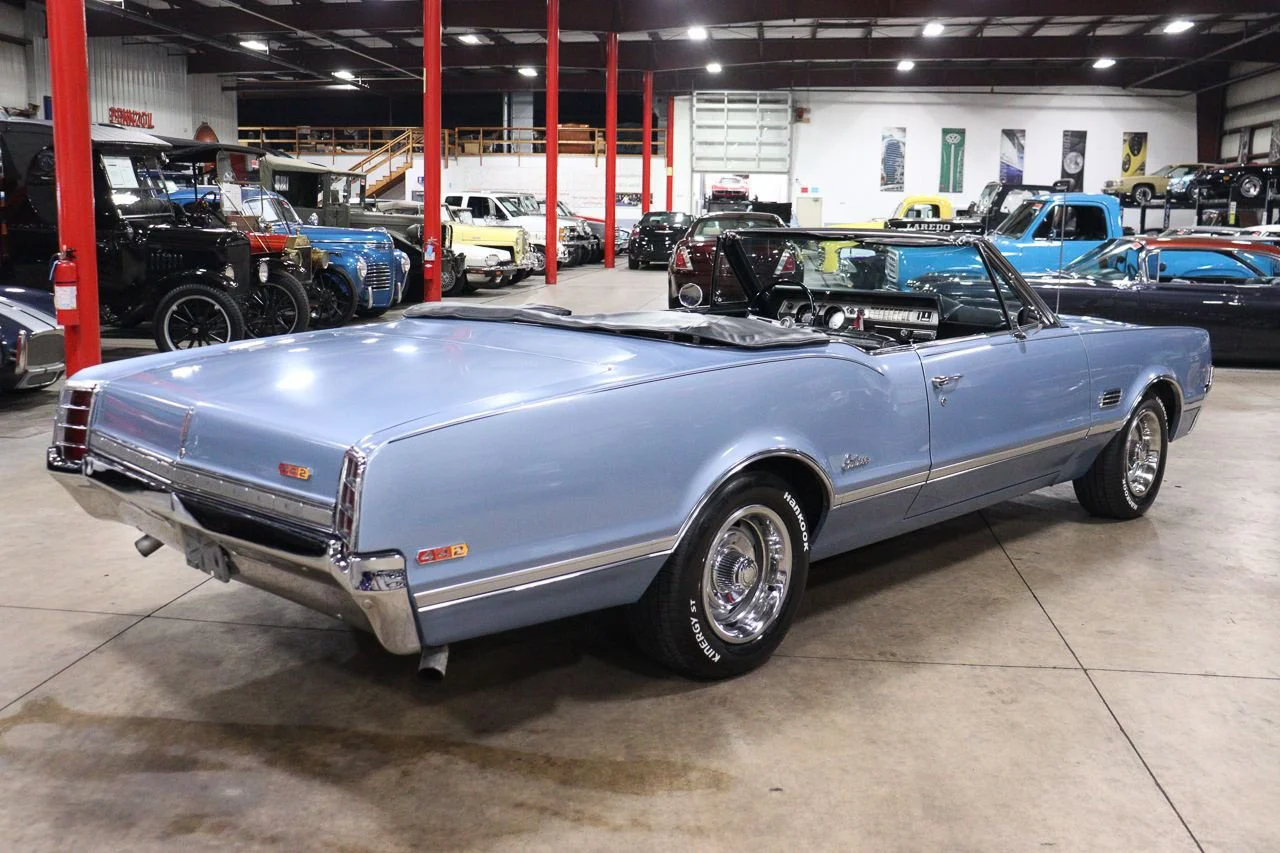 1966 Oldsmobile Cutlass 442 — gallery view 8
